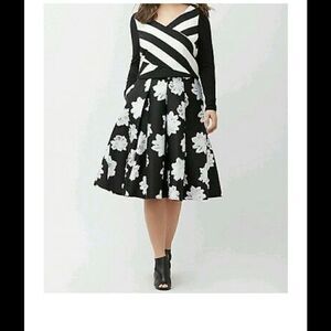 Lane Bryant Pleated Floral Skirt Womens Plus Size 28